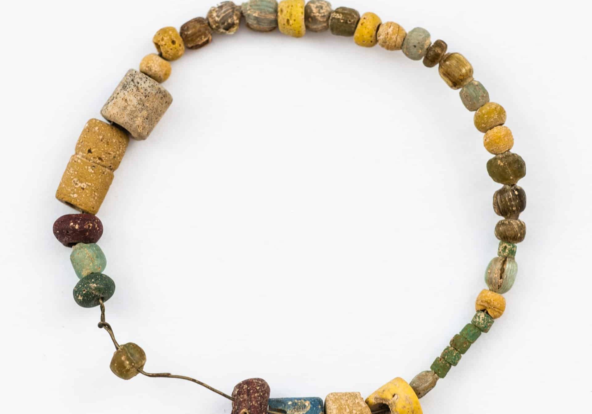F6832_FTC_AS_Beads_FCC
