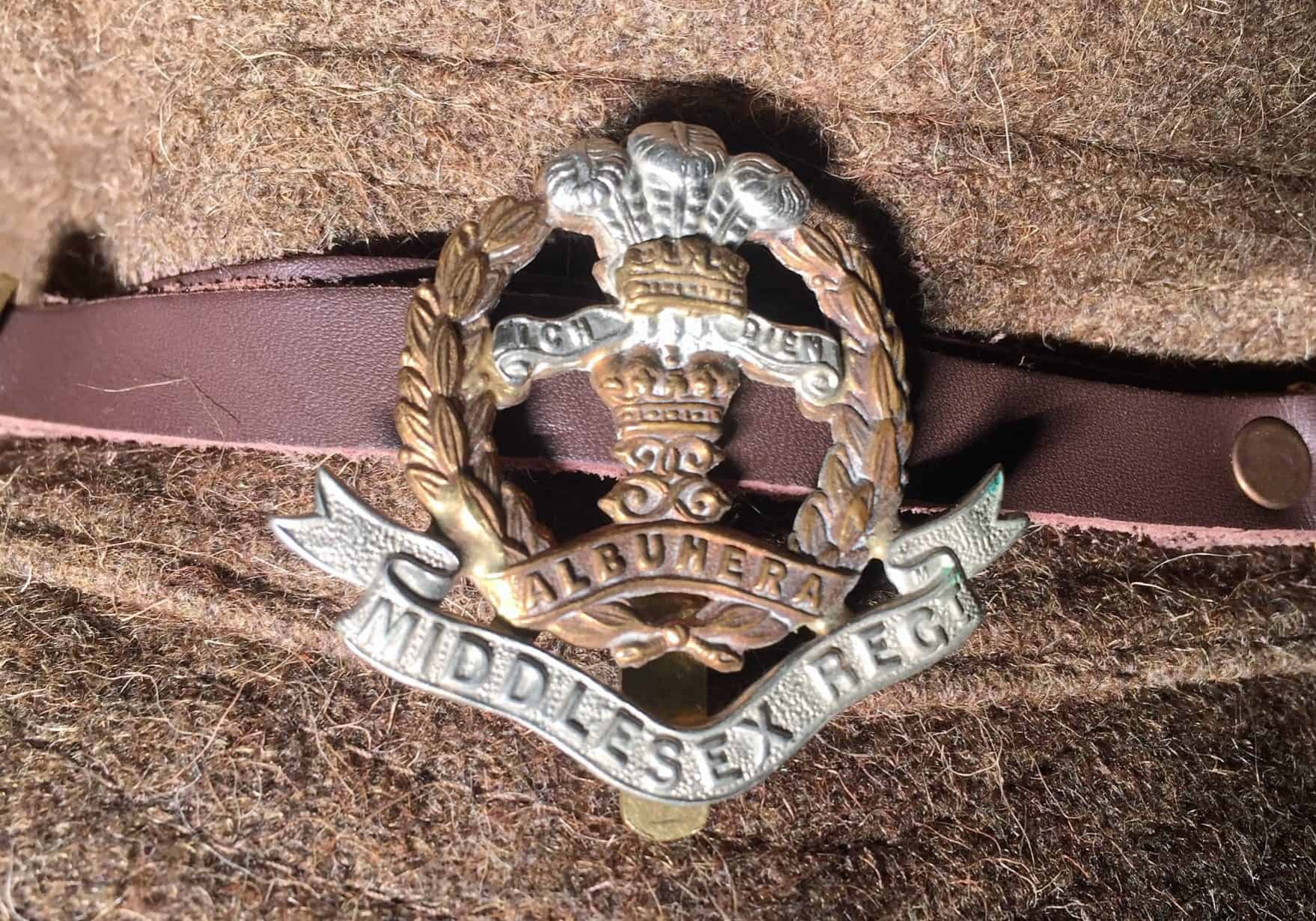 WW1 13 WW1 Middlesex Regiment cap badge